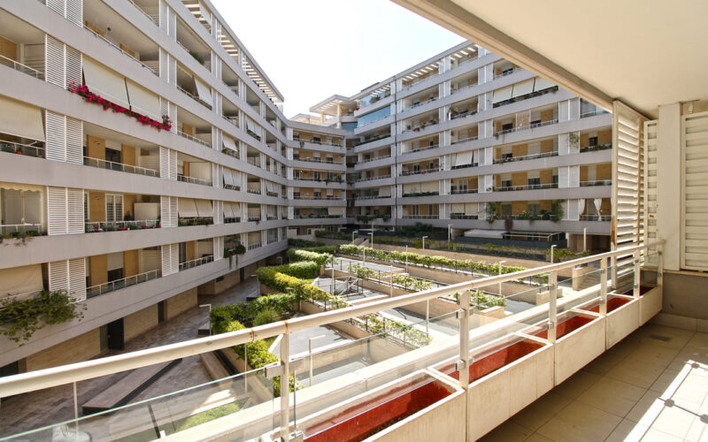 Fonte Laurentina – bilocale con box e cantina