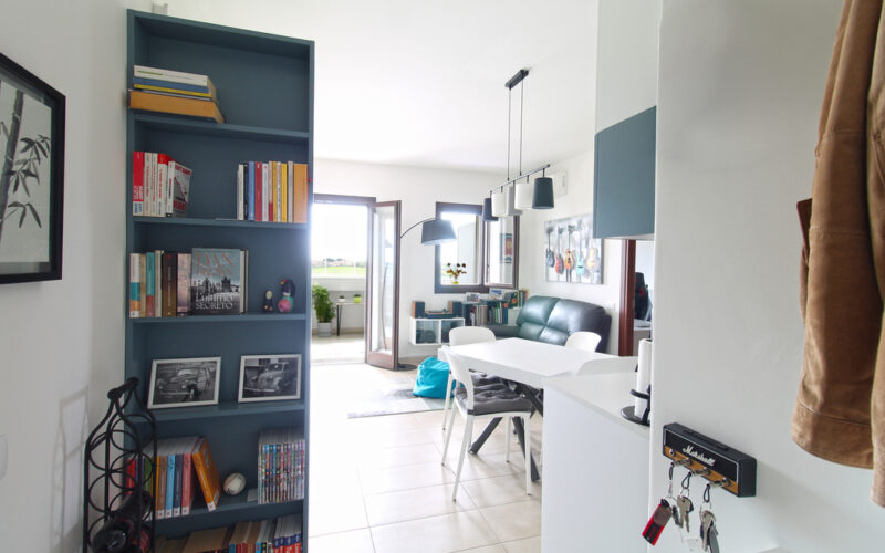 Bilocale arredato con box