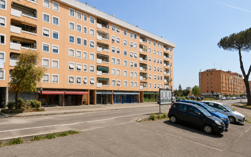 Locale Commerciale – Tor Bella Monaca